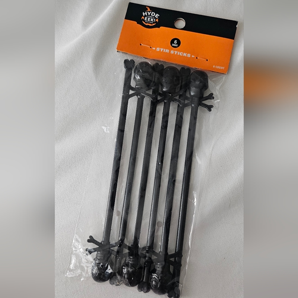 Hyde & Eek Skull ☠️ Stir Sticks (set of 6)